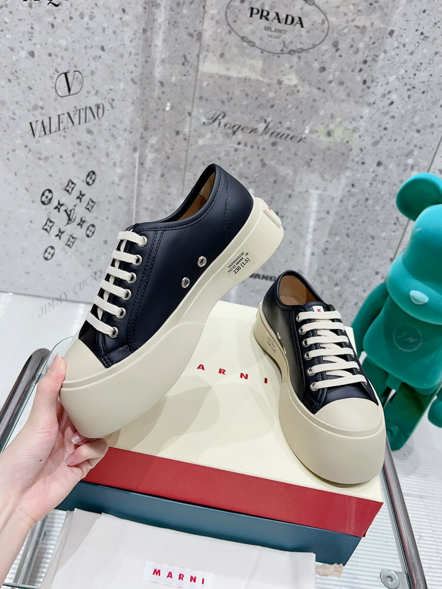 👟👟Ex-factory price 480👟👟 marni big-toe shoes, the latest version, with chip version! New version of outsole, new color, so all colors are in stock!